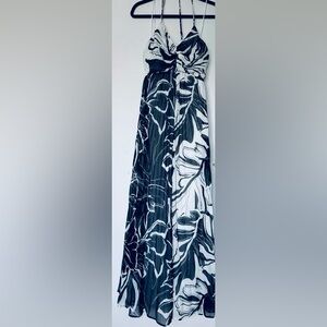 Express Black and White Floral Maxi Skirt